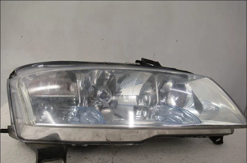 Phare droit Fiat STILO (192_) 1.9 jtd (192_xf1a) (2002-2006) occasion