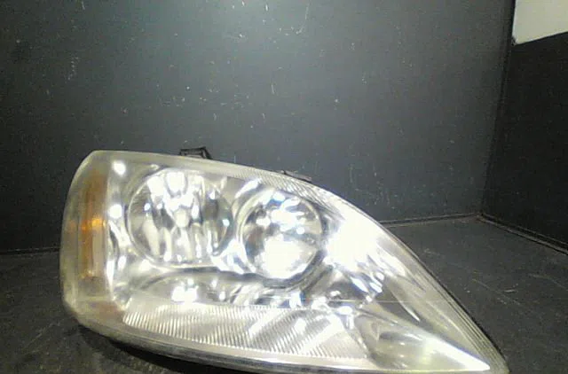 Phare droit FORD C-MAX 2005 occasion