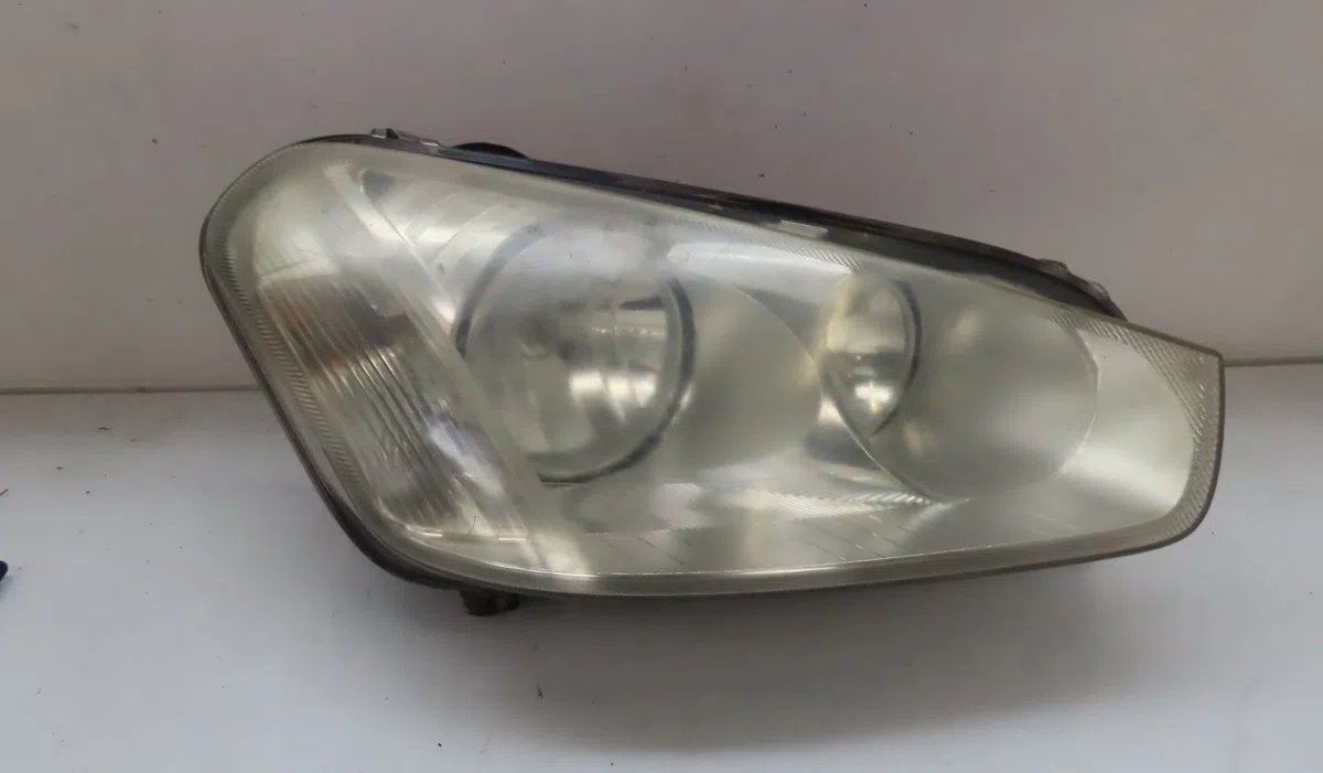 Phare droit FORD C-MAX 2008 occasion