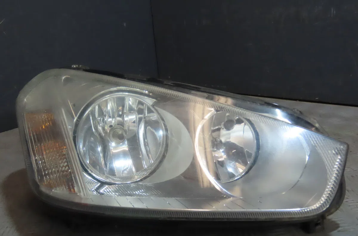 Phare droit Ford C-MAX (DM2) 1.6 (2007-2010) occasion