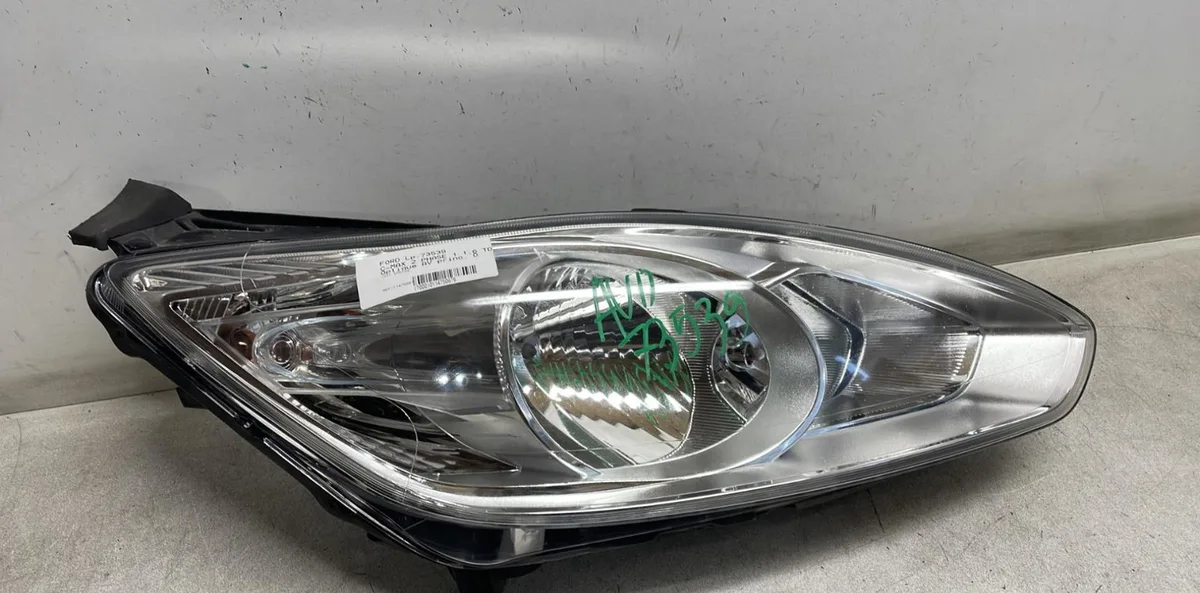 Phare droit Ford C-MAX II (DXA-CB7, DXA-CEU) 1.6 tdci (2010-2019) occasion