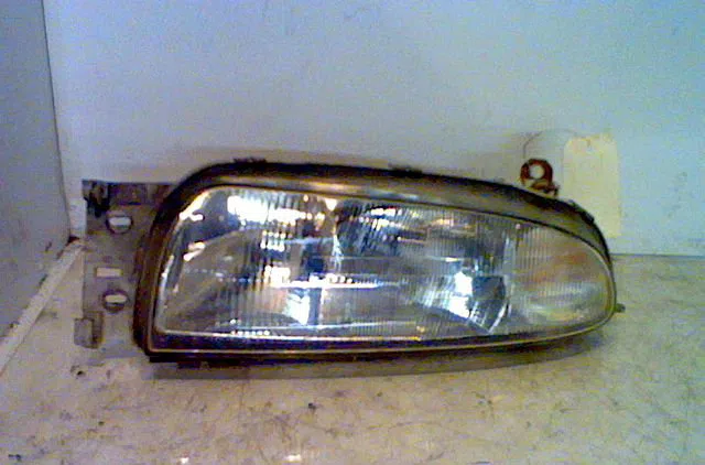 Phare droit FORD COURRIER III 1997 occasion