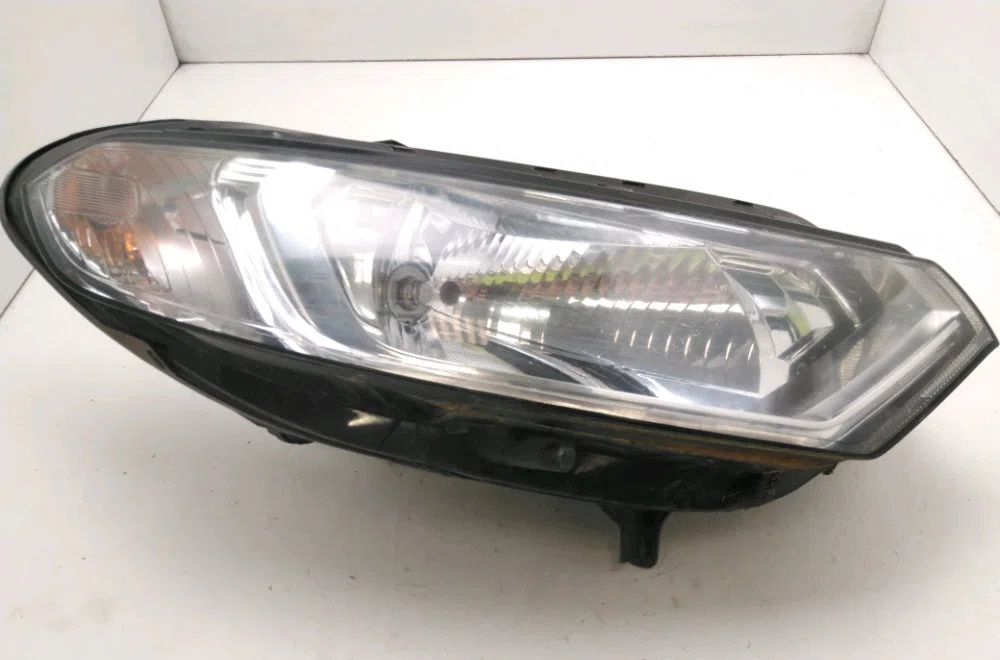 Phare droit Ford ECOSPORT 1.0 ecoboost (2013) occasion