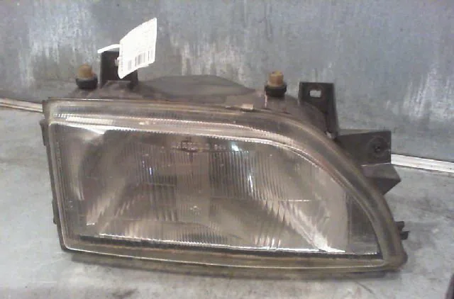 Phare droit Ford ESCORT V (AAL, ABL) 1.8 d (1990-1995) occasion