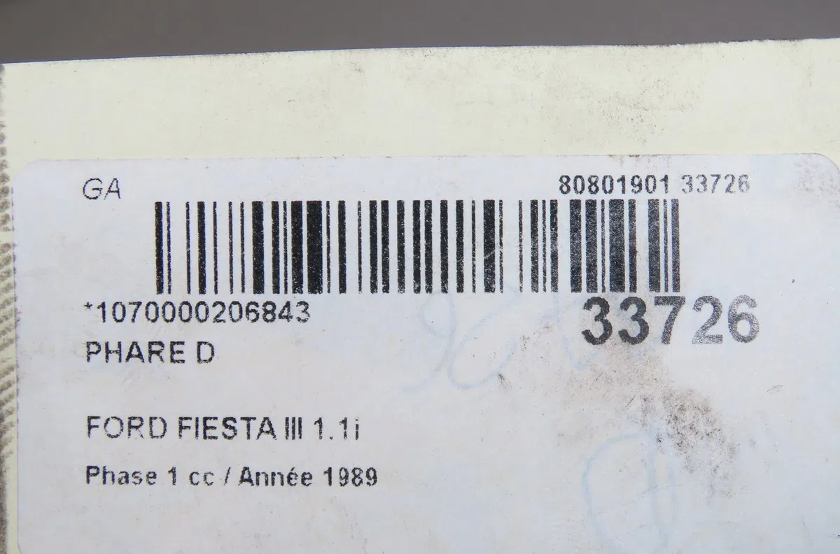 Phare droit FORD FIESTA III 1989 occasion