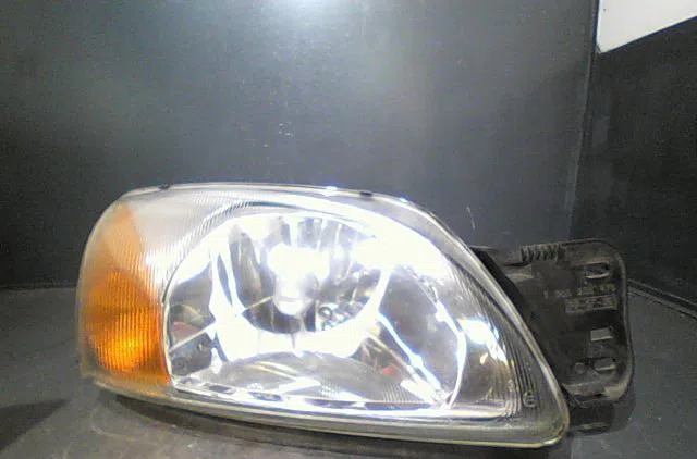 Phare droit Ford FIESTA IV (JA_, JB_) 1.3 i (1995-2002) occasion