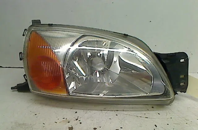 Phare droit Ford FIESTA IV (JA_, JB_) 1.8 d (1995-2000) occasion