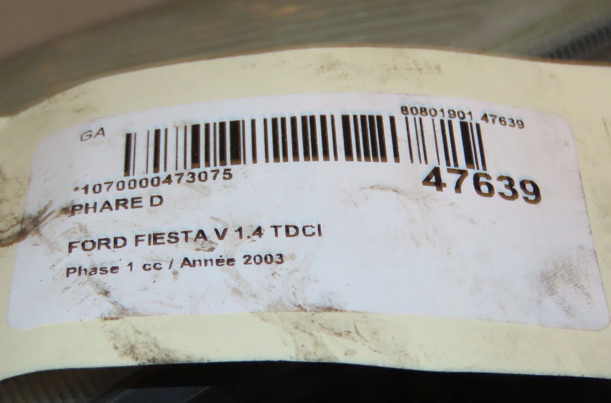 Phare droit Ford FIESTA V (JH_, JD_) 1.4 tdci (2001-2008) 5 portes occasion