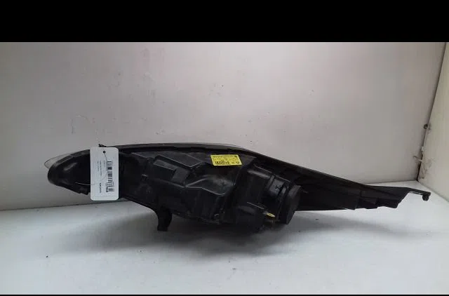 Phare droit Ford FIESTA VI (CB1, CCN) 1.6 tdci (2008-2012) occasion