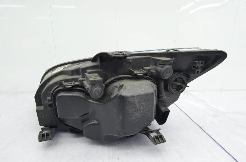 Phare droit FORD FOCUS 2 PHASE 1 BREAK occasion