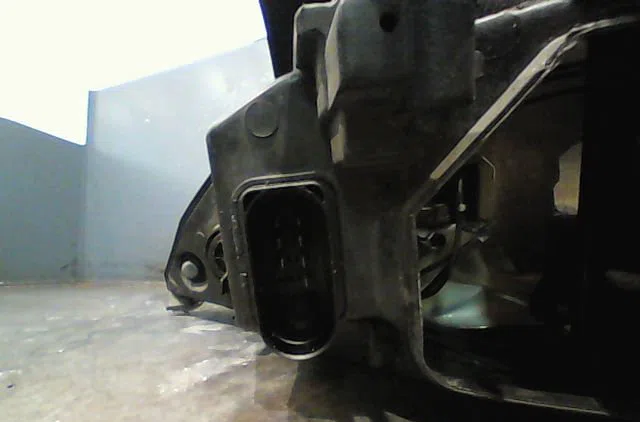 Phare droit FORD FOCUS 2004 occasion
