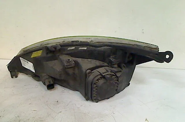 Phare droit FORD FOCUS I 1999 occasion