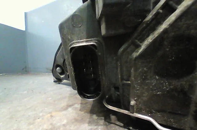 Phare droit Ford FOCUS I (DAW, DBW) 1.8 tdci (2001-2004) occasion