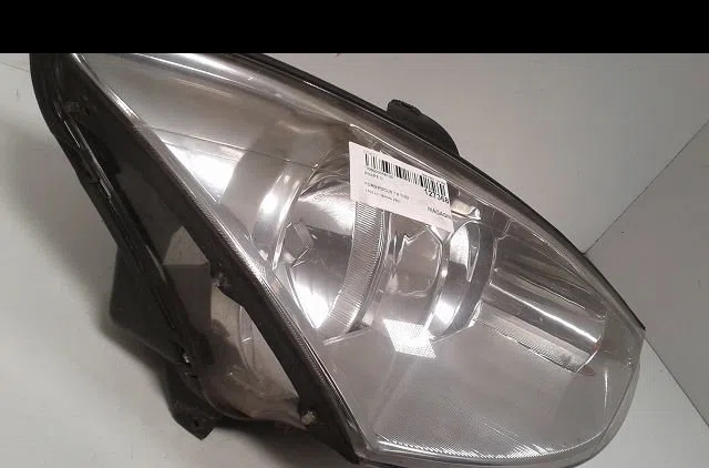 Phare droit Ford FOCUS I (DAW, DBW) 1.8 turbo di - tddi (1998-2004) occasion