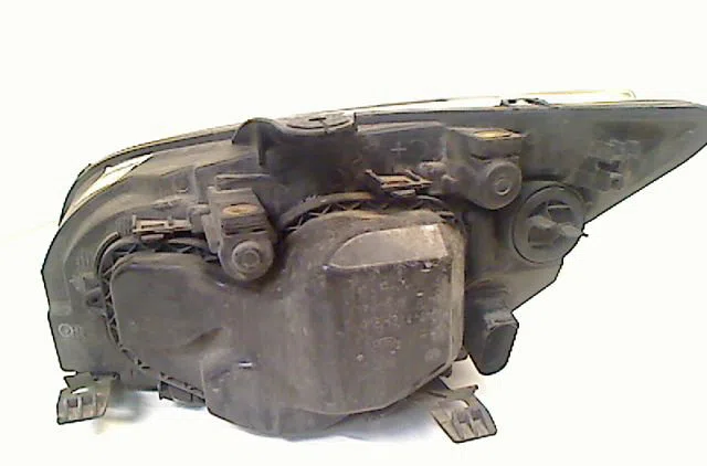 Phare droit FORD FOCUS II  1.8 TDCI 115ch occasion