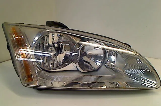Phare droit FORD FOCUS II  1.8 TDCI 115ch occasion