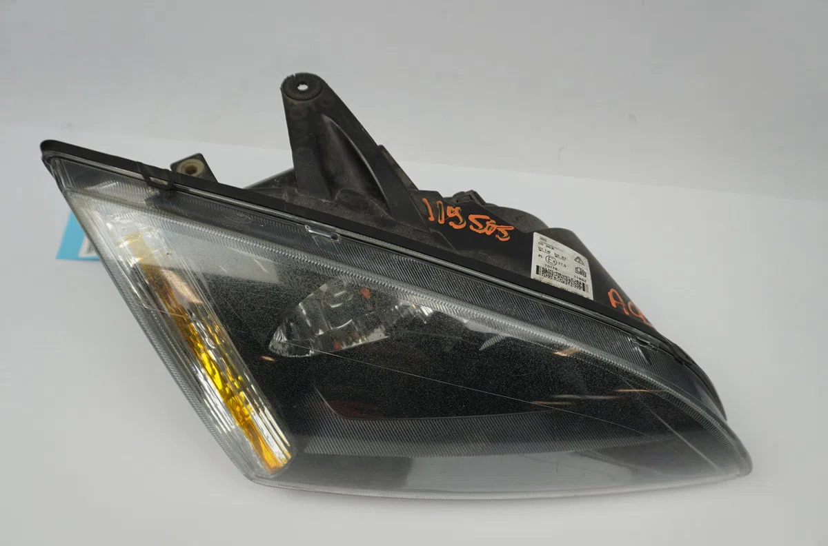 Phare droit Ford FOCUS II (DA_, HCP, DP) 1.8 flexifuel (2006-2012) occasion