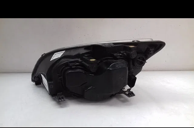 Phare droit Ford FOCUS II (DA_, HCP, DP) 1.8 tdci (2005-2012) occasion