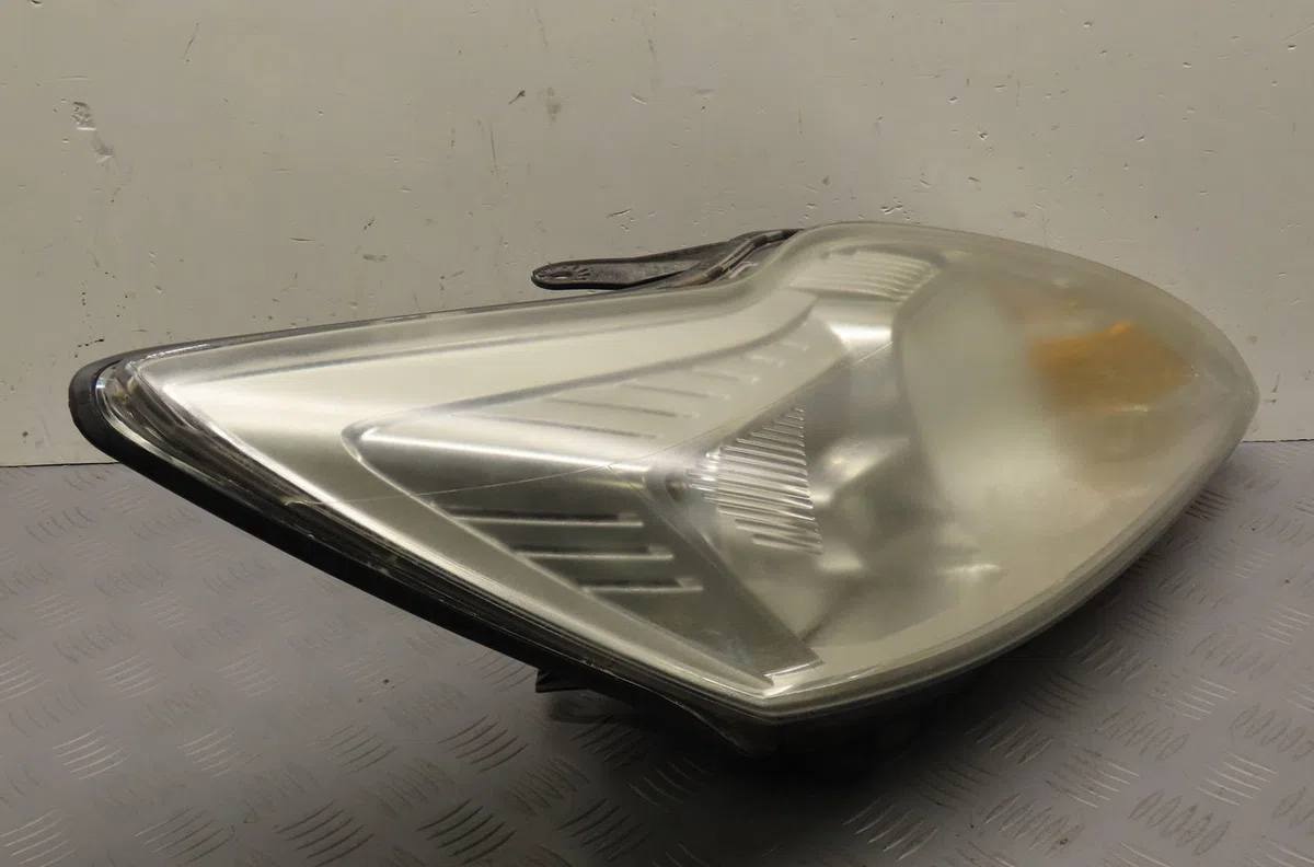Phare droit Ford FOCUS II (DA_, HCP, DP) 2.0 (2004-2012) occasion