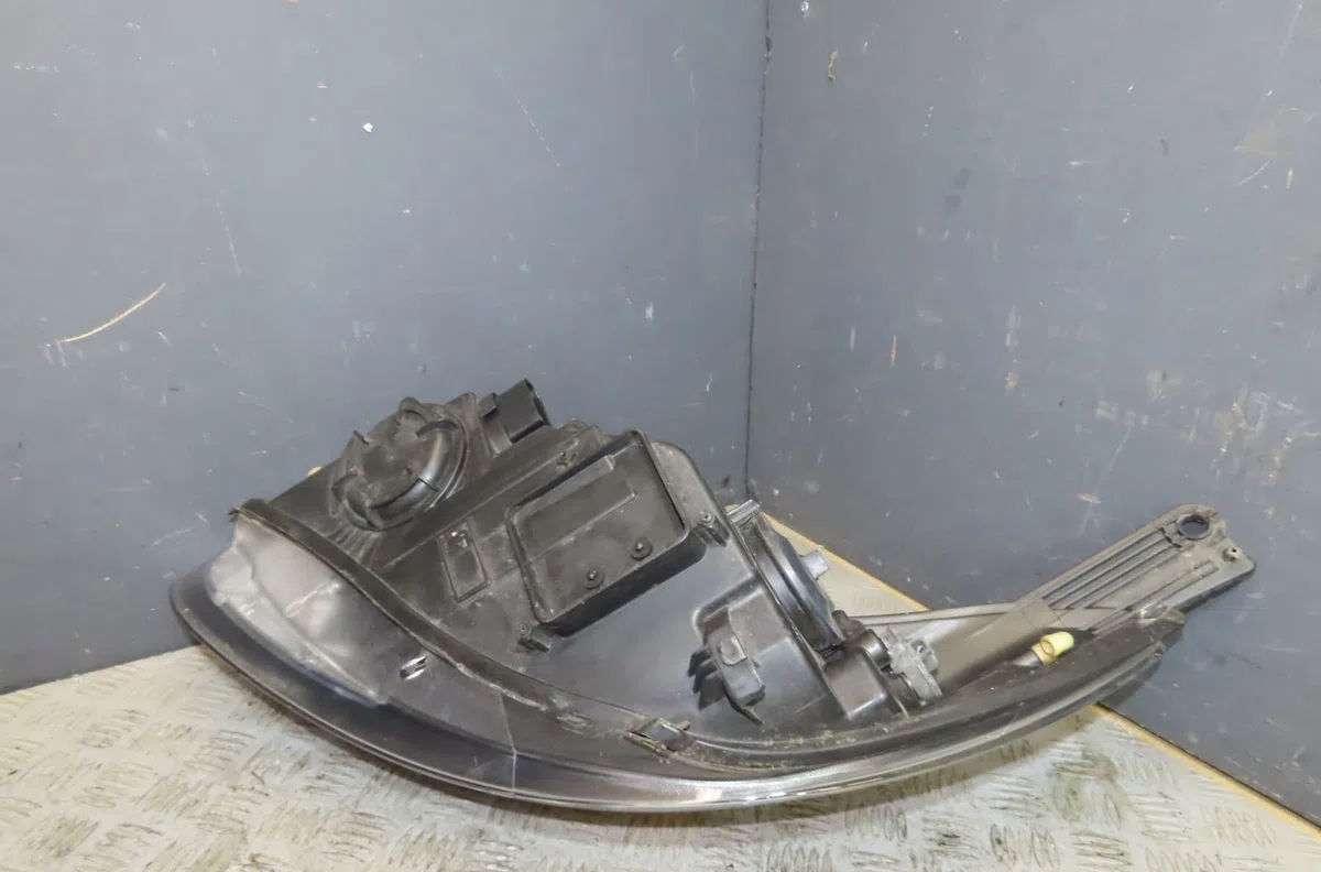 Phare droit Ford FOCUS III 1.0 ecoboost (2012-2017) occasion