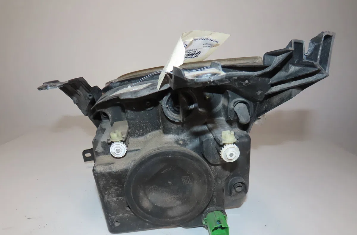Phare droit Ford FUSION (JU_) 1.4 tdci (2002-2012) 5 portes occasion