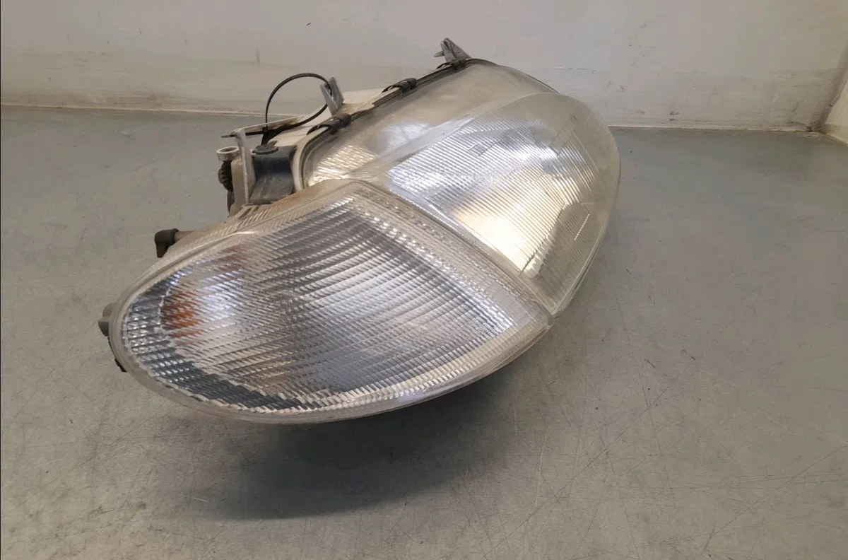 Phare droit FORD GALAXY I occasion