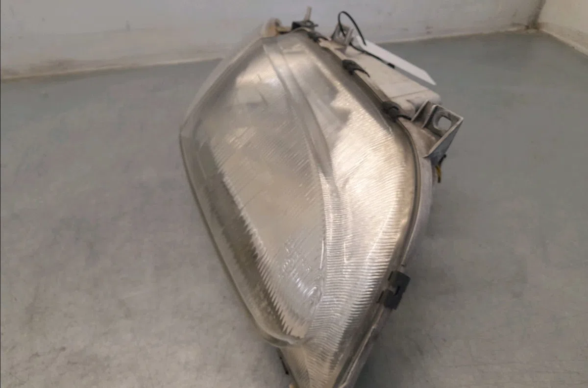 Phare droit FORD GALAXY I occasion
