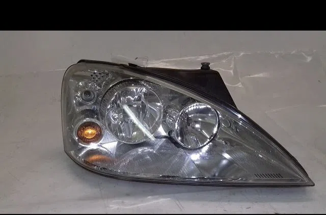 Phare droit Ford GALAXY I (WGR) 1.9 tdi (1995-2006) occasion