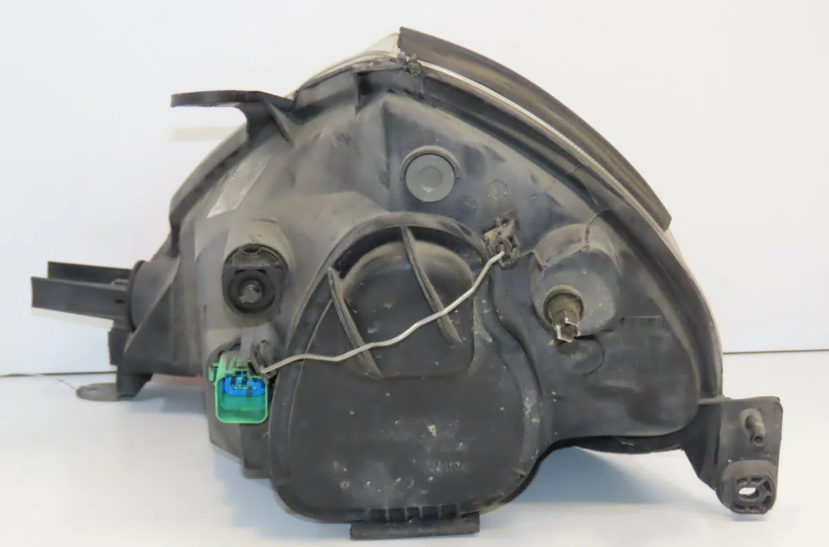 Phare droit Ford KA (RB_) 1.3 i rocam (2002-2008) 3 portes occasion