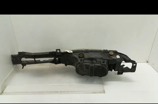 Phare droit Ford MONDEO I (GBP) 1.8 i 16v (1993-1996) occasion