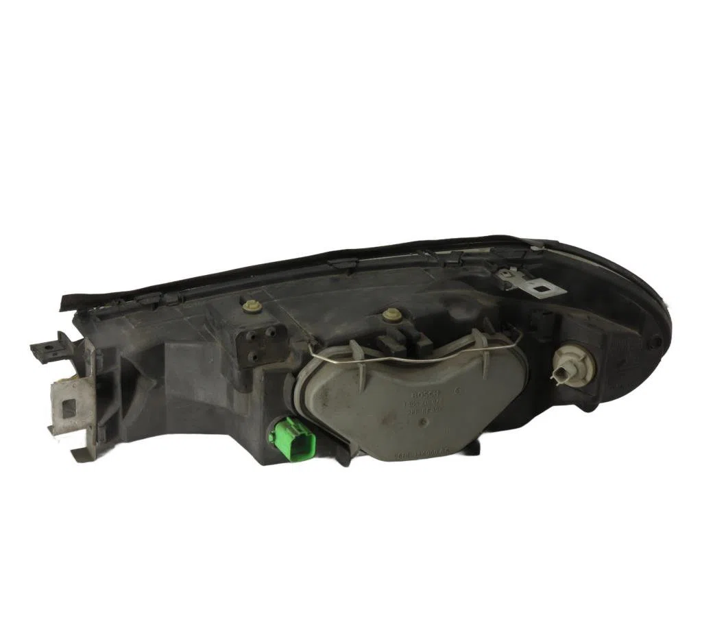 Phare droit Ford MONDEO II (BAP) 1.8 td (1996-2000) 5 portes occasion