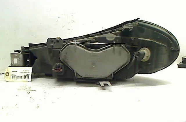 Phare droit Ford MONDEO II Clipper (BNP) 1.8 i (1996-2000) occasion