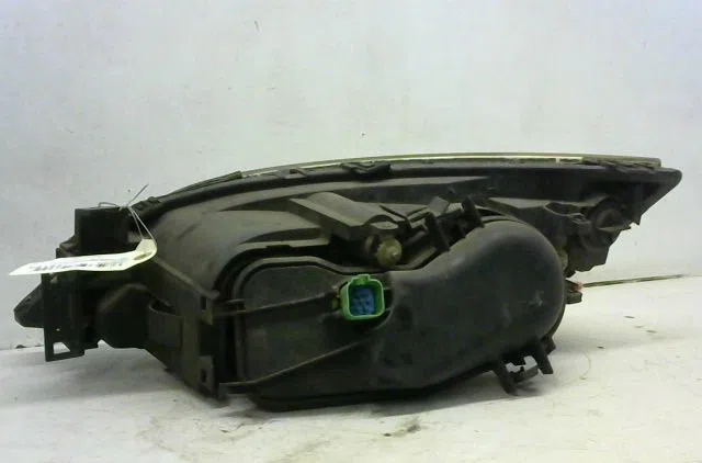 Phare droit Ford MONDEO III (B5Y) 2.0 tdci (2001-2007) 5 portes occasion