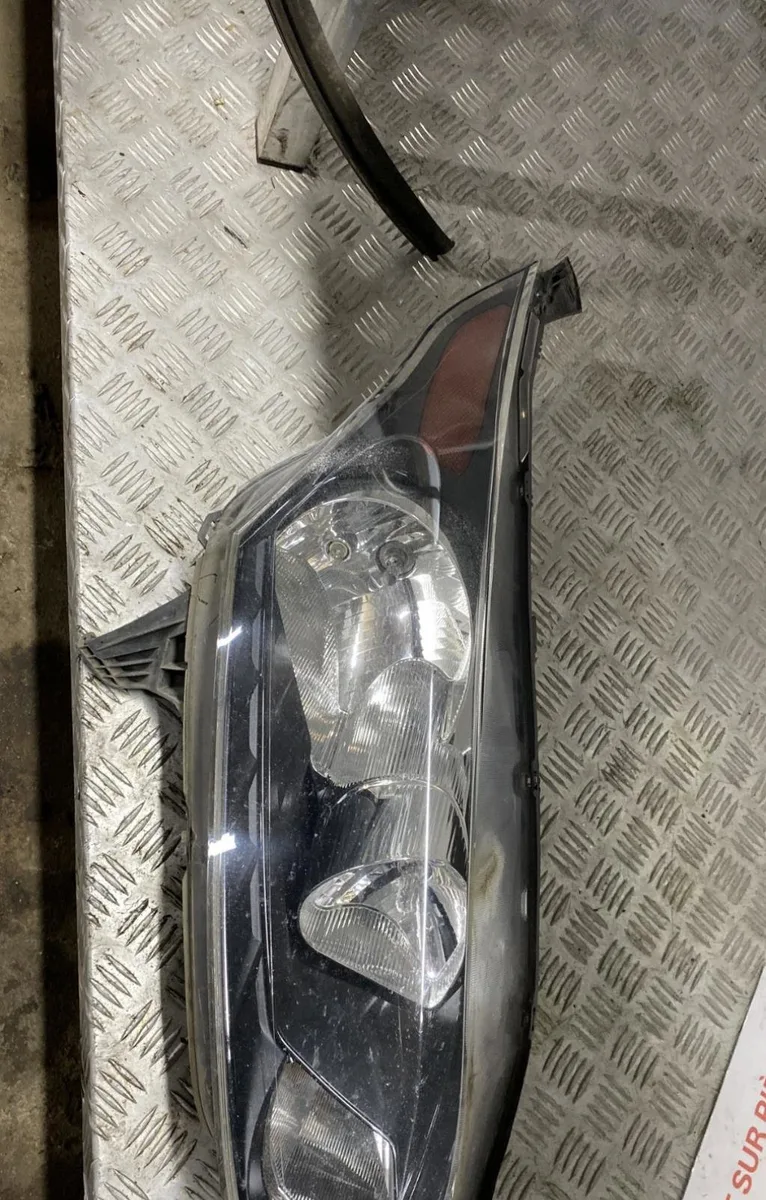 Phare droit FORD TRANSIT CONNECT 2 PHASE 1 occasion
