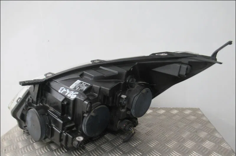 Phare droit Ford TRANSIT CUSTOM V362 Camionnette (FY, FZ) 2.2 tdci (2012-2016) occasion