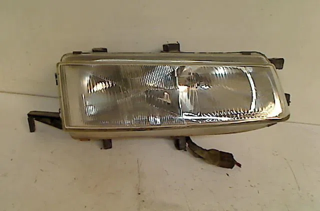 Phare droit HONDA ACCORD V 1994 occasion
