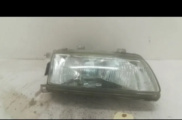 Phare droit Honda CIVIC IV Hatchback (EC, ED, EE) 1.4 l (ec9) (1987-1989) occasion
