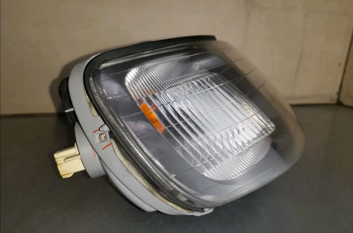 Phare droit Honda CIVIC VI Fastback (MA, MB) 1.4 i (ma8, mb2) (1995-2001) occasion