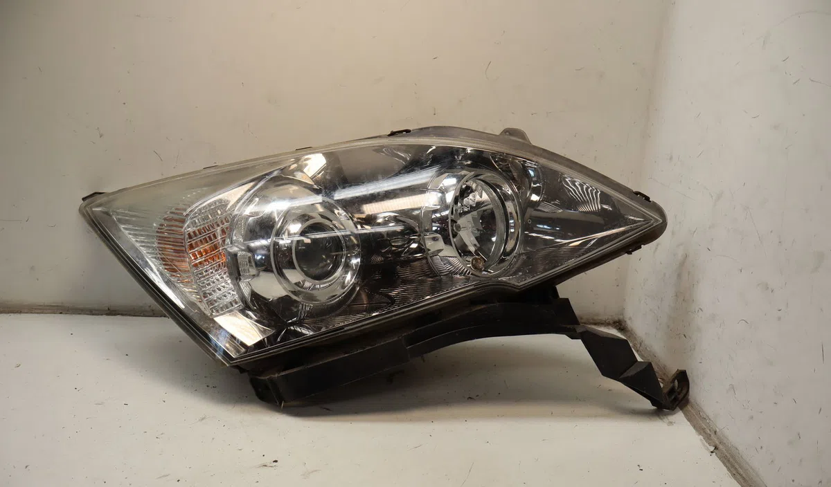 Phare droit Honda CR-V III (RE_) 2.0 i-vtec 4wd (re5, re2) (2006-2012) occasion