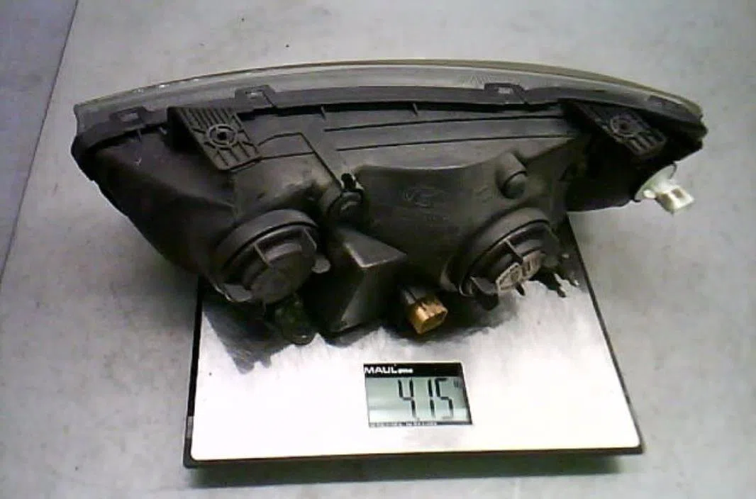 Phare droit Hyundai ELANTRA III (XD) 1.6 (2000-2006) occasion