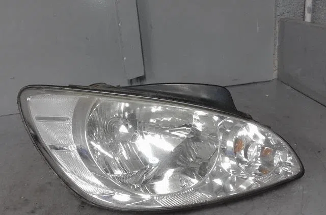 Phare droit HYUNDAI GETZ  GETZ PHASE 2 occasion
