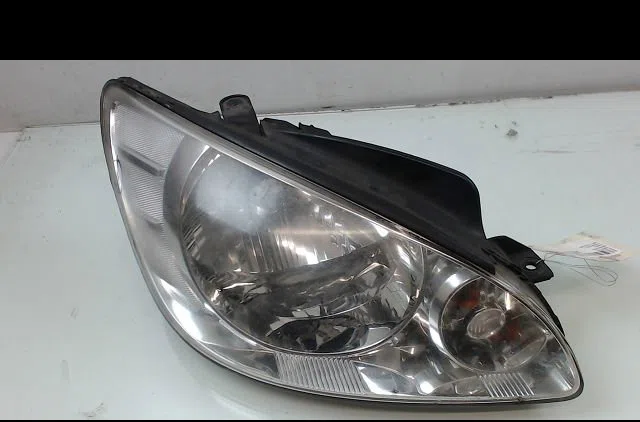 Phare droit HYUNDAI GETZ occasion