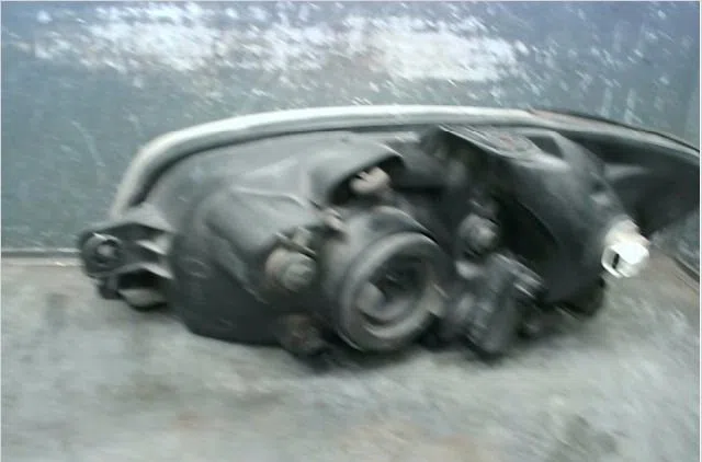 Phare droit Hyundai GETZ (TB) 1.1 (2002-2005) occasion