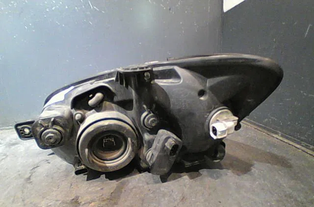 Phare droit Hyundai GETZ (TB) 1.5 crdi (2003-2005) 5 portes occasion