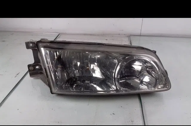 Phare droit Hyundai H-1 Camionnette (A1) 2.5 td (2000-2000) occasion