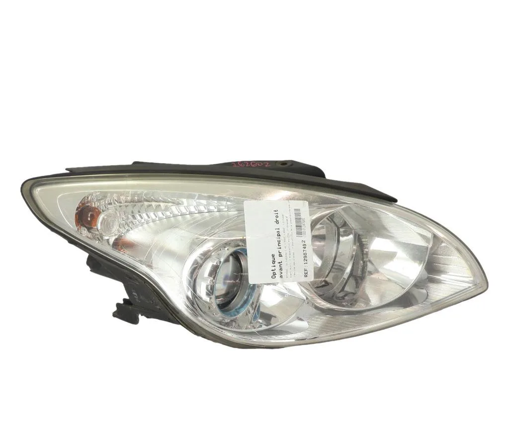 Phare droit HYUNDAI I 30 1 PHASE 1 BREAK occasion