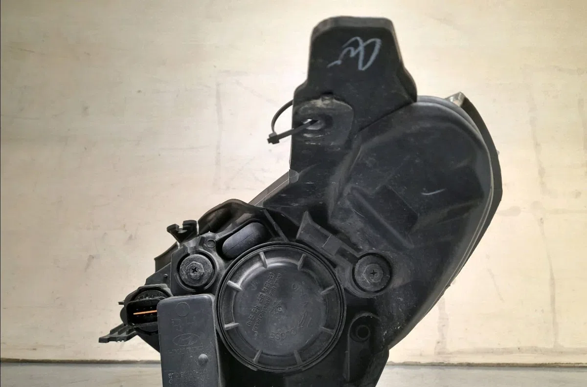 Phare droit Hyundai I10 I (PA) 1.1 (2011-2013) occasion