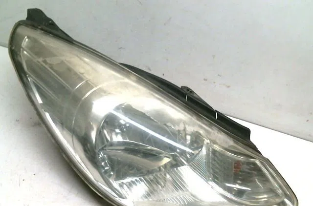 Phare droit Hyundai I10 I (PA) 1.2 (2011-2013) occasion