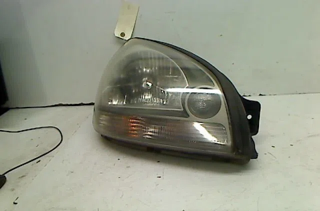 Phare droit Hyundai TUCSON (JM) 2.0 crdi traction intégrale (2004-2010) 5 portes occasion