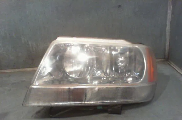 Phare droit JEEP GRD CHEROKEE 2001 occasion